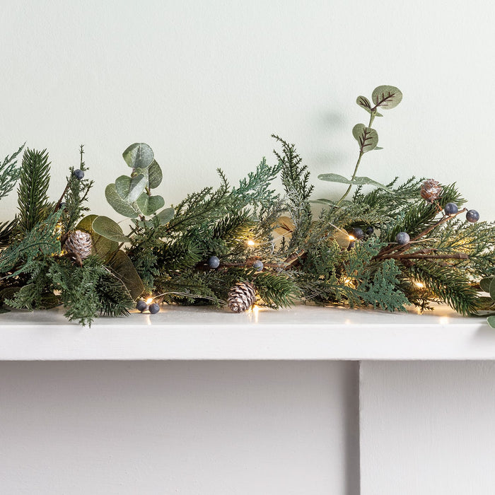 2m Pre Lit Berry and Pinecone Garland