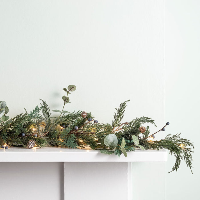 2m Pre Lit Berry and Pinecone Garland