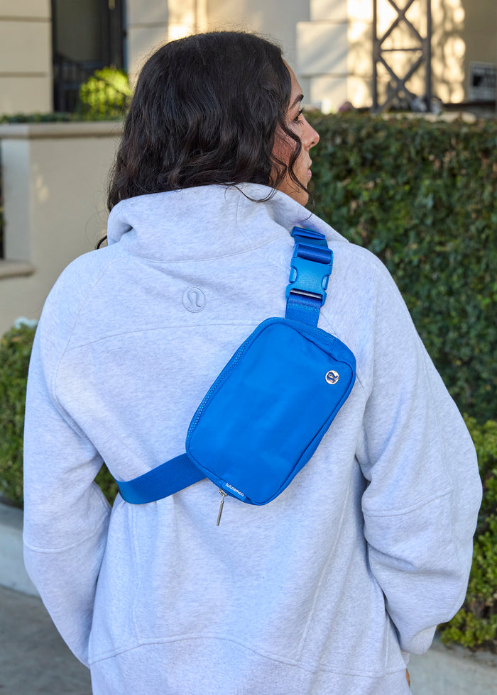 Alpha Delta Pi lululemon Everywhere Belt Bag - Beaming Blue
