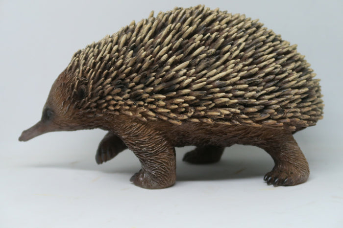AUSTRALIAN ECHIDNA ANIMAL GARDEN STATUE ORNAMENT FIGURINE