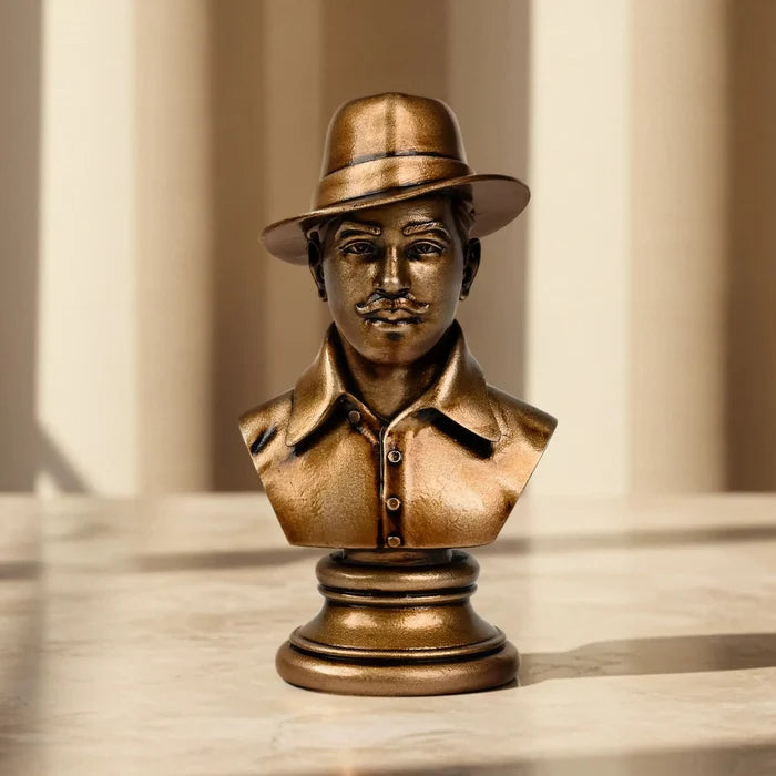 Bhagat Singh Car Dashboard Idol