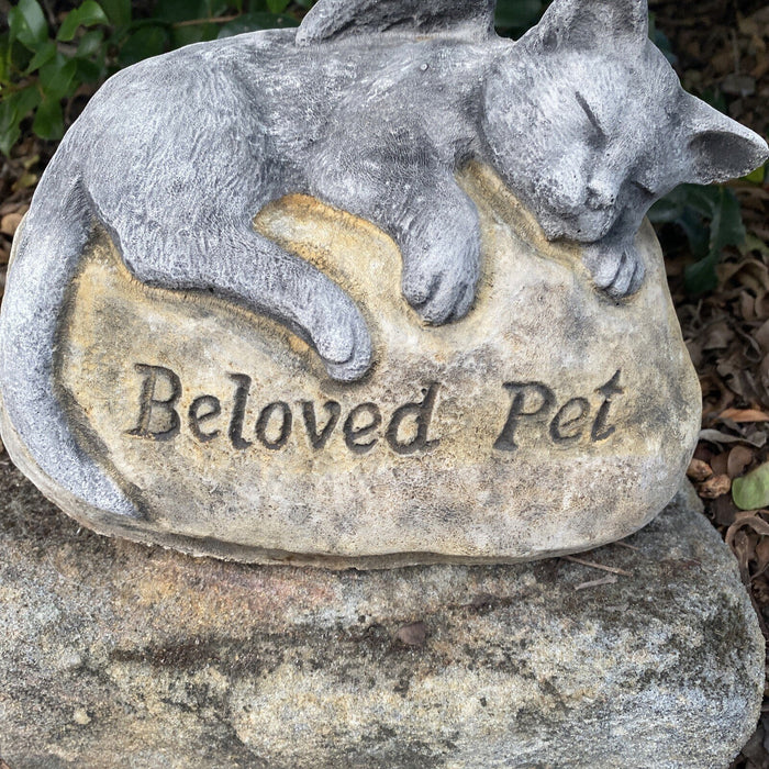 22nice4me Garden Statues hand-painted concrete cat memorial statue with wings resting on a rock marked Beloved Pet