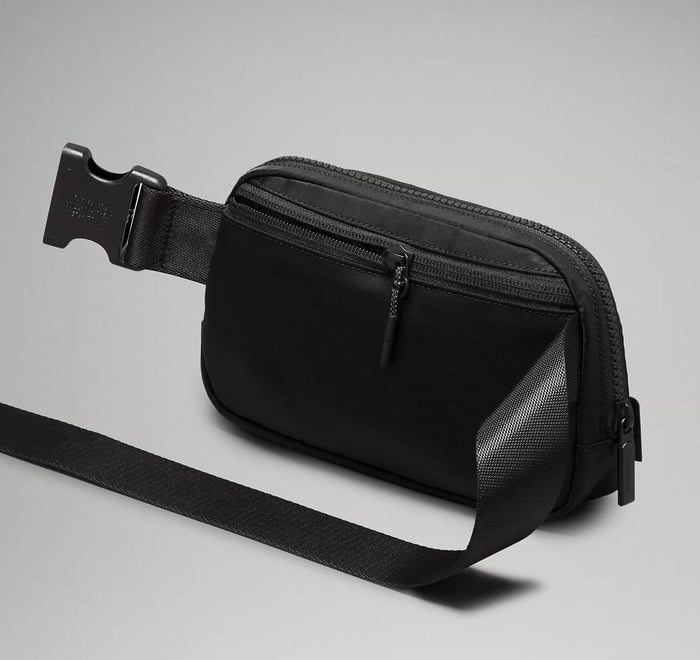 Delta Kappa Delta lululemon Everywhere Belt Bag - Black