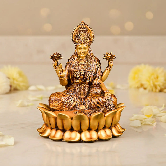 Dhanalaxmi Murti (Lotus) Car dashboard