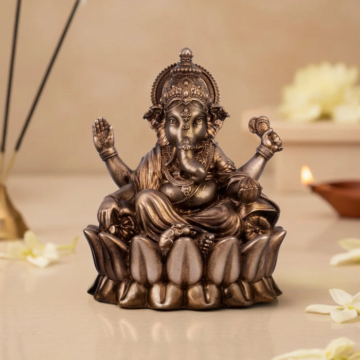 Ganpati Bappa (Lotus) Car Dashboard