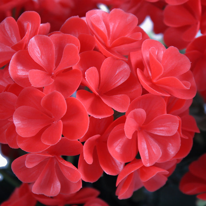 Artificial red geranium patio planter flowers
