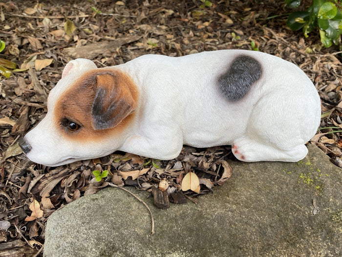 22nice4me Garden Statues hand-painted resin Jack Russell dog memorial statue lying down on a garden rock