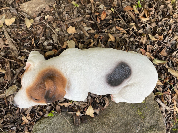 22nice4me Garden Statues hand-painted resin Jack Russell dog memorial statue lying down on a stone surface