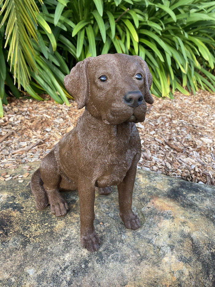 LABRADOR SITTING DOG PUPPY CHOCOLATE BROWN GUIDE GARDEN STATUE ORNAMENT MEMORIAL