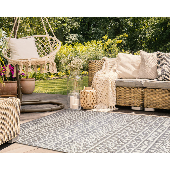 Liora Manne Cove Peruvian Stripe Indoor Outdoor Area Rug Grey