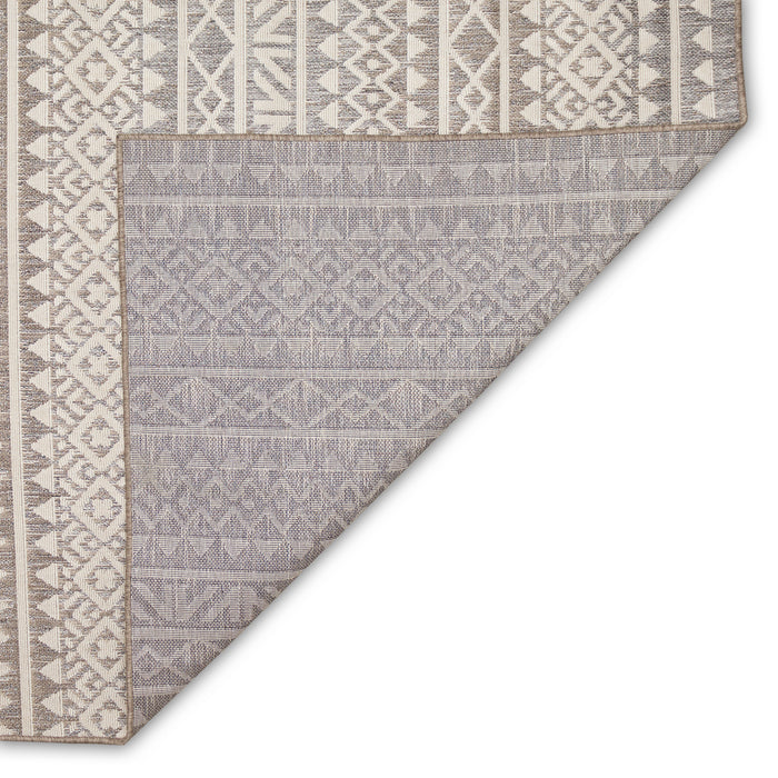Liora Manne Cove Peruvian Stripe Indoor Outdoor Area Rug Grey