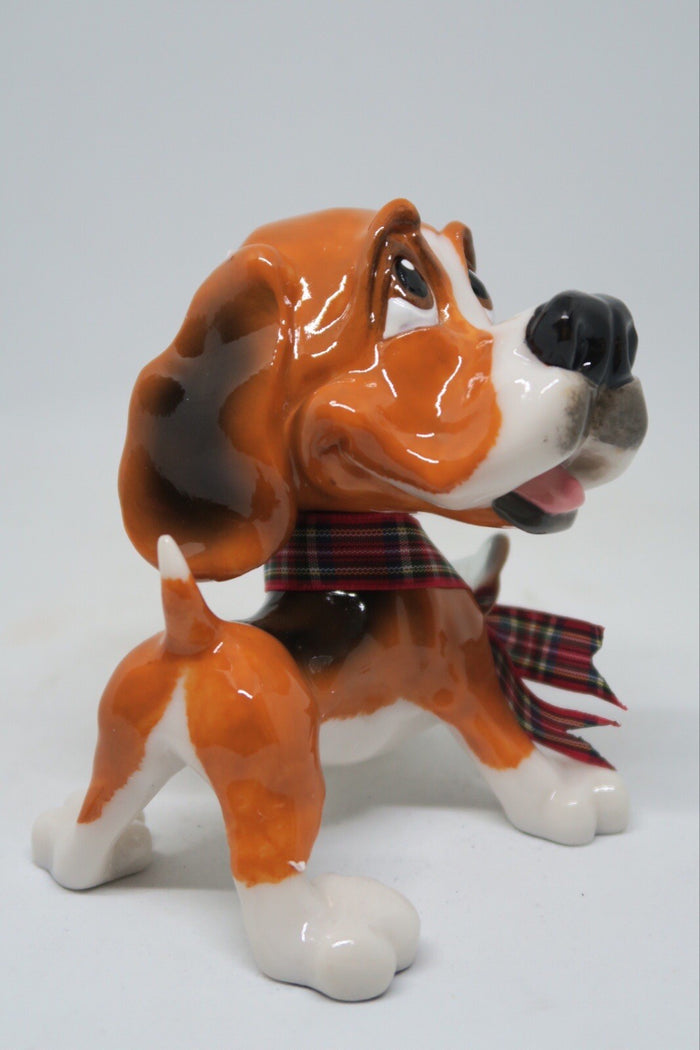 Little Paws Baxter The Beagle Dog Pet Figurine Statue Home Decor Ornament