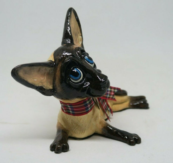 Little Paws Slinky the Siamese Chocolate Point cat Figurine Statue Home Decor