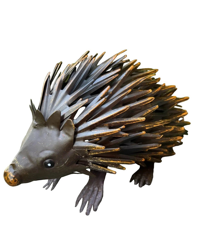 22nice4me Garden Statues handcrafted metal echidna ornament in brown with yellow highlights for outdoor decor