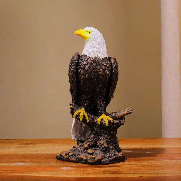 Mighty Eagle with Gift Box theartarium