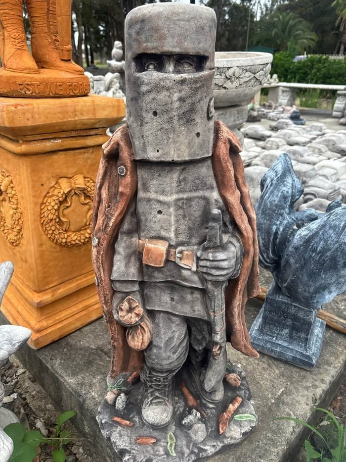 22nice4me Garden Statues grey and brown concrete Ned Kelly bushranger ornament with iconic armour and rifle