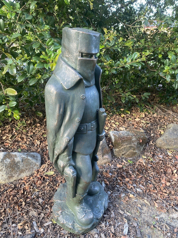 22nice4me Garden Statues 70cm Ned Kelly fiber clay figurine with a rustic hand-painted finish standing in a garden.