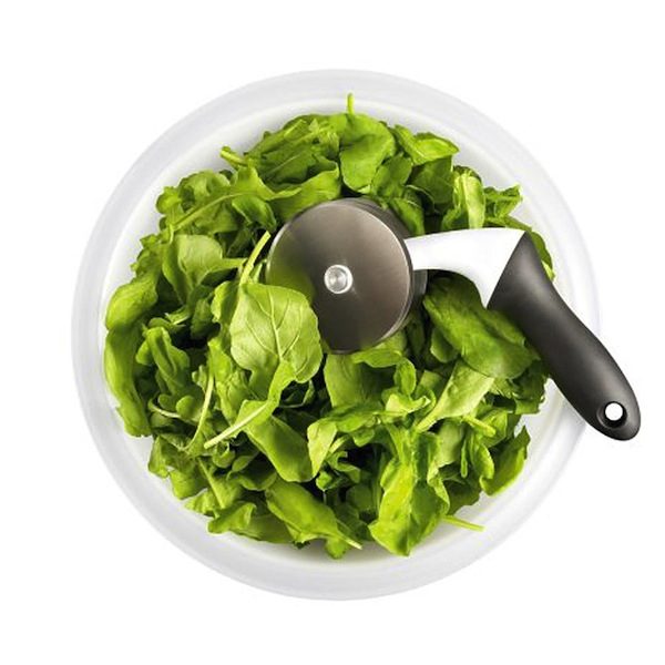 OXO SALAD CHOPPER WITH BOWL