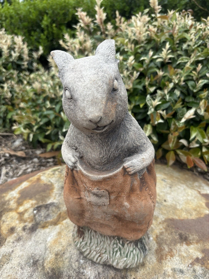 22nice4me Garden Statues rabbit in a potato sack concrete garden ornament, hand-painted with realistic textures.