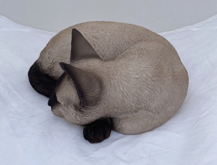 Siamese Chocolate Point Cat Kitten Garden Statue  Figurine Statue Home Decor