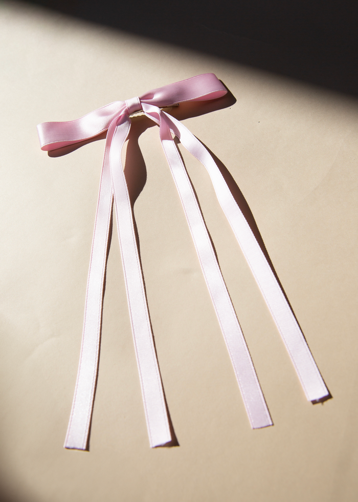 The Girlie Bow (Color Options Available)