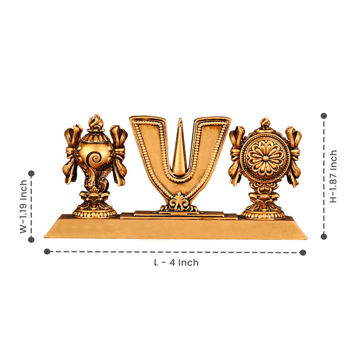 Vaishnav Tilak Car Dashboard