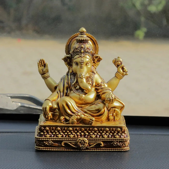 Vinayaka Car Dashboard