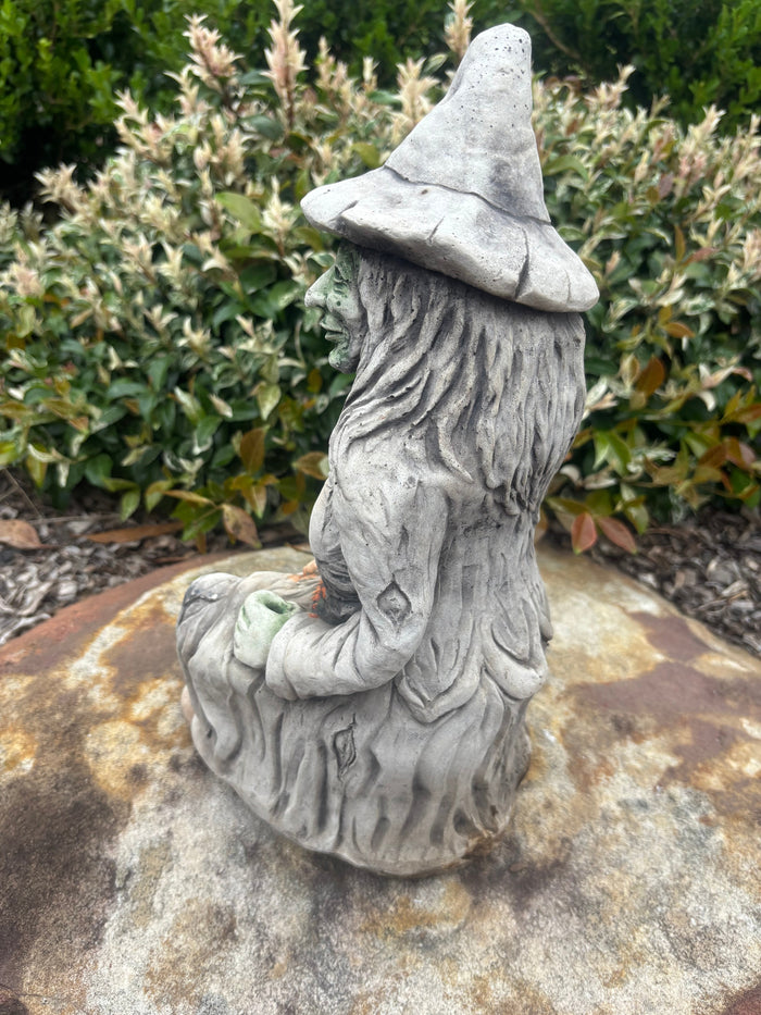 22nice4me Garden Statues witch with broomstick concrete garden ornament, hand-painted in a weathered grey finish.