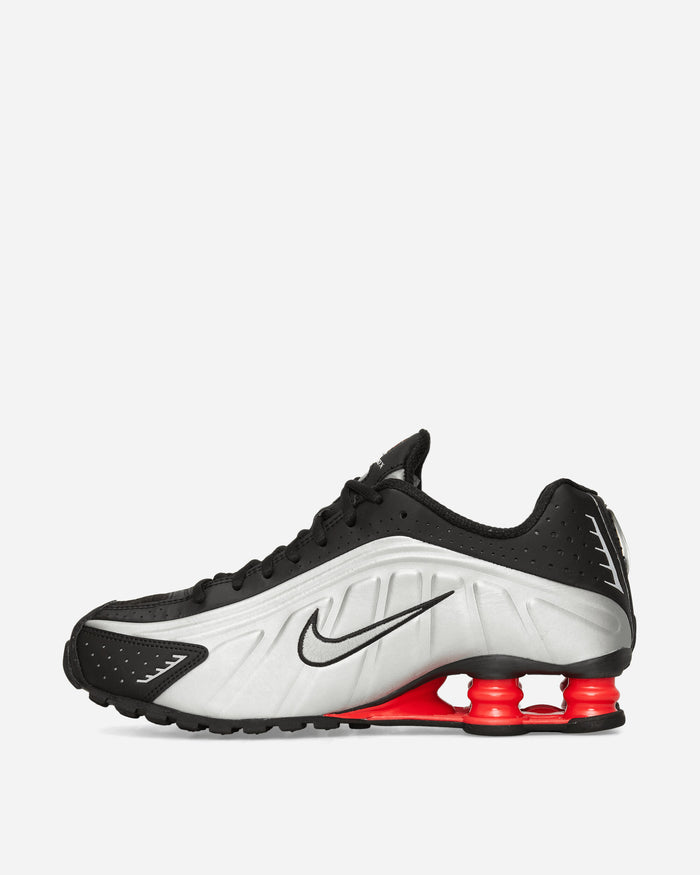 Nike Nike Shox R4 Black/Metallic Silver Sneakers Low AR3565-011